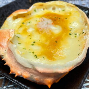 お子様大好きカニグラタン。富山県砺波市の定食・居酒屋サンタス食堂のフードメニュー。