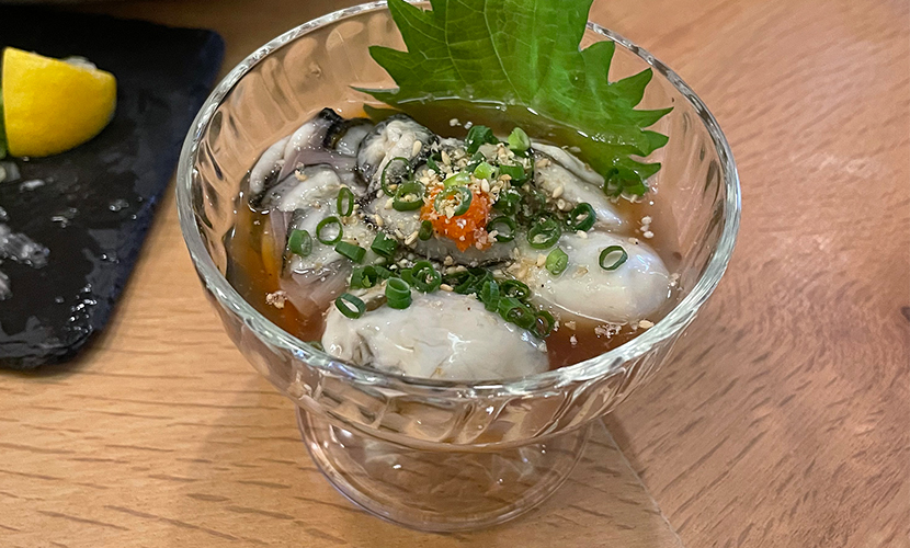 総曲輪の人気居酒屋第2号店!甘くてクリーミーな蠣を存分に味わえる蠣ポン酢。