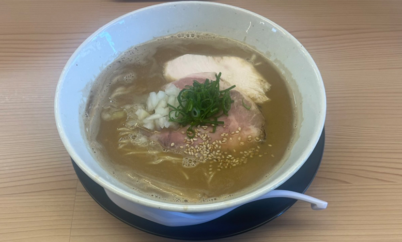 射水市。自家製麺らーめんてしお。煮干し鶏白湯らーめん。