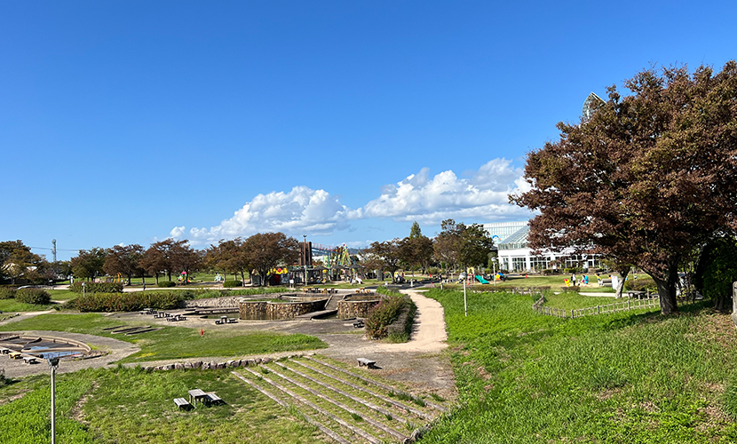 高岡市の公園。おとぎの森公園。景色。