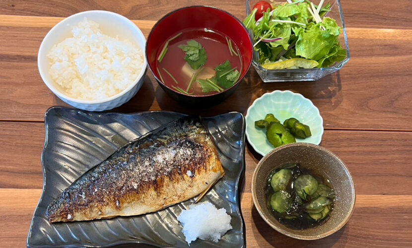 サバの塩焼き定食。富山県砺波市の定食・居酒屋サンタス食堂のフードメニュー。
