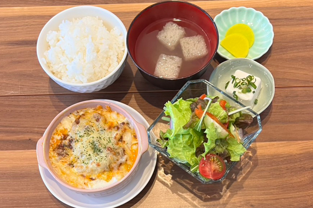 砺波市のサンタス食堂・居酒屋ランチ特集｜第93回【鶏のほろほろ煮と