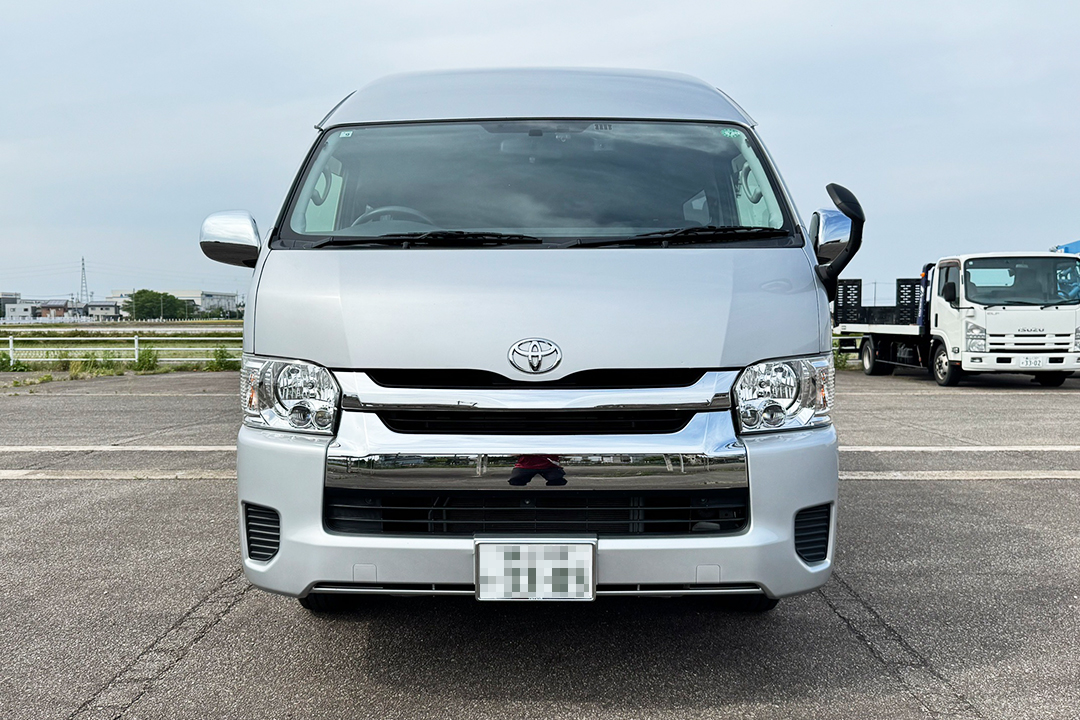 ハイエースワゴン（10人乗り）レンタカー｜砺波のサンタス会員専用サービス