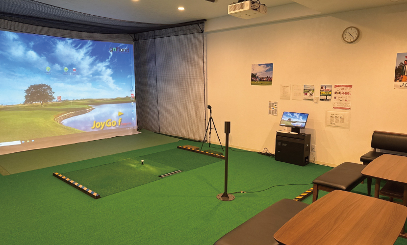 砺波でゴルフ練習するなら屋内が正解！サンタスの会員専用レンタルスペースが快適すぎる