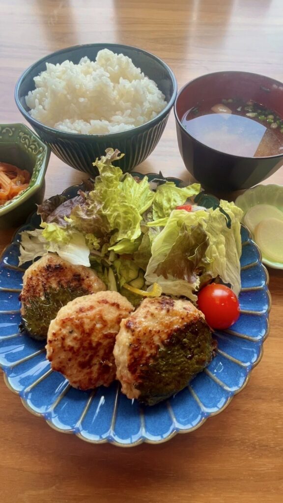アジフライ定食。富山県砺波市の定食・居酒屋サンタス食堂のフードメニュー。