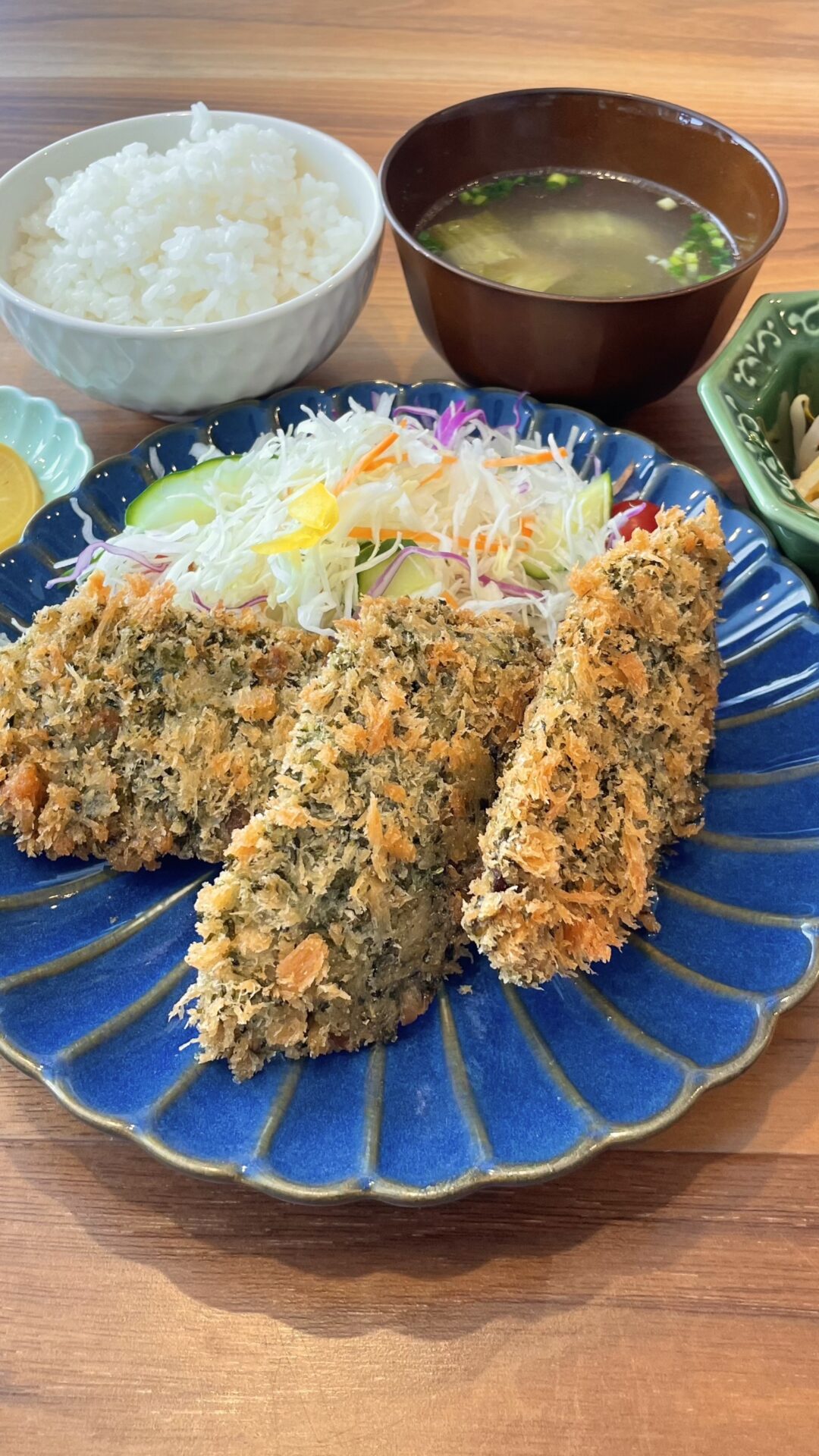 あおさアジフライ定食。富山県砺波市の定食・居酒屋サンタス食堂のフードメニュー。定食。富山県砺波市の定食・居酒屋サンタス食堂のフードメニュー。