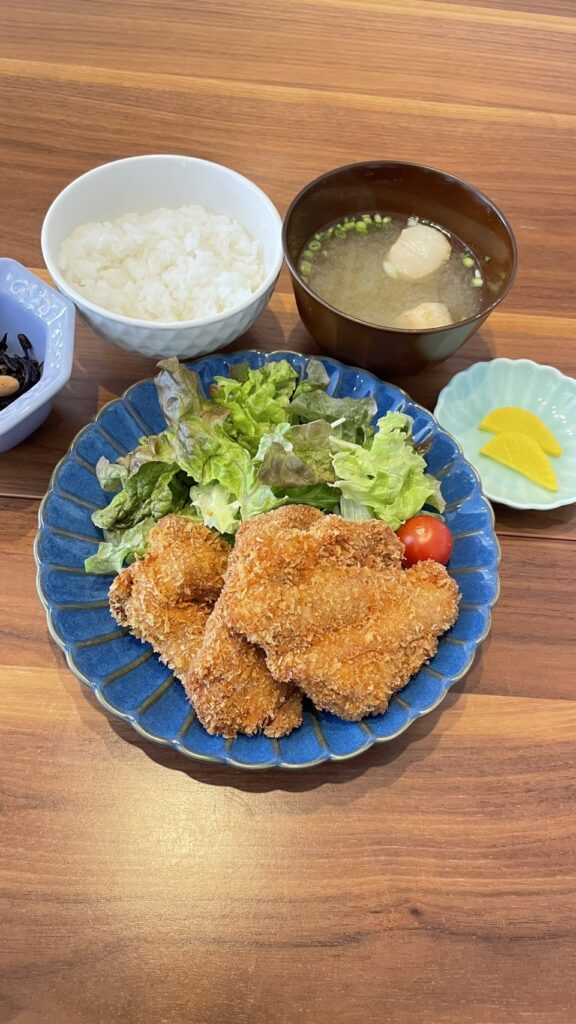ヒレカツ定食。富山県砺波市の定食・居酒屋サンタス食堂のフードメニュー。定食。富山県砺波市の定食・居酒屋サンタス食堂のフードメニュー。